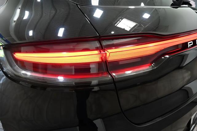 2019 Porsche Macan Macan