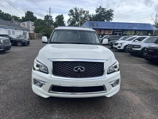2017 INFINITI QX80 Standard