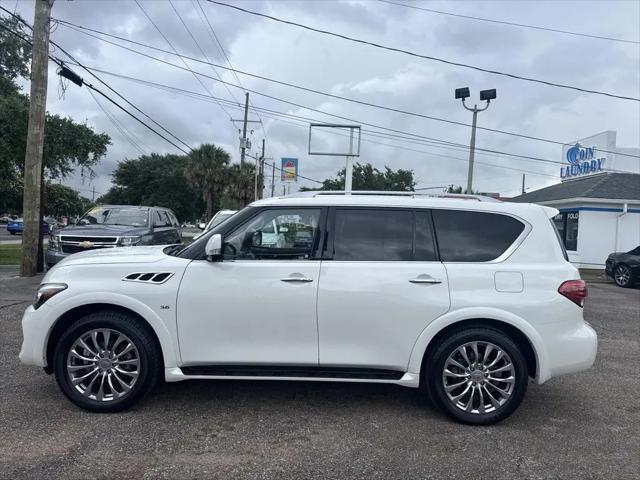 2017 INFINITI QX80 Standard