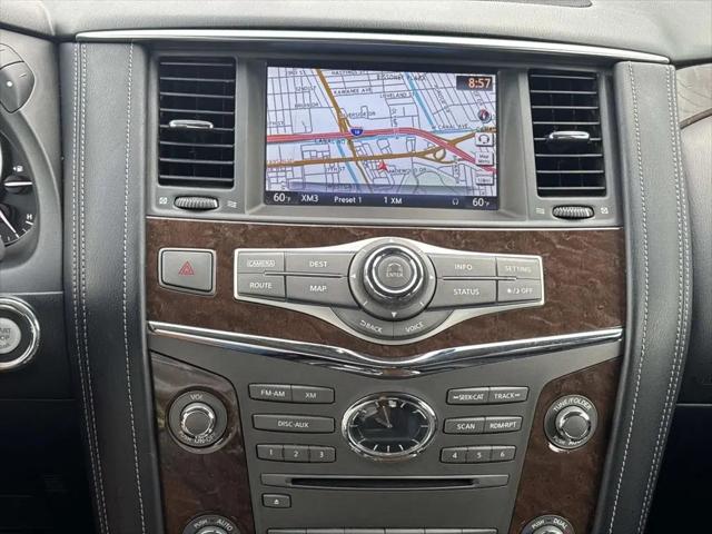 2017 INFINITI QX80 Standard