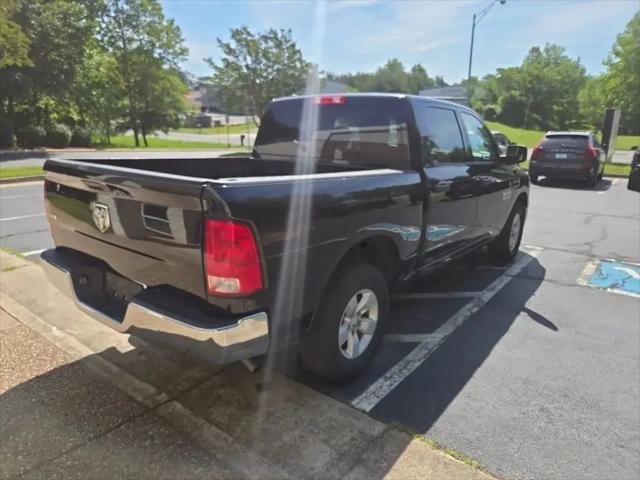 2022 Ram 1500 Classic SLT Crew Cab 4x2 5'7" Box