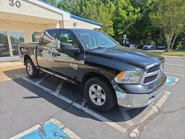 2022 Ram 1500 Classic SLT Crew Cab 4x2 5'7" Box
