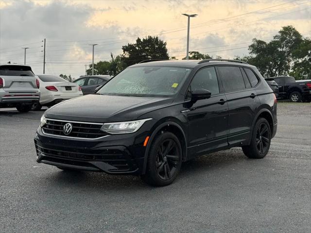 2023 Volkswagen Tiguan 2.0T SE R-Line Black