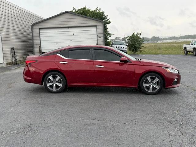 2022 Nissan Altima SV FWD