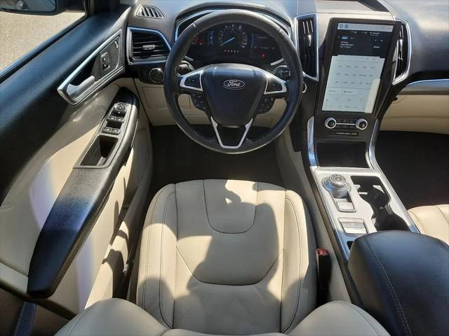 2021 Ford Edge Titanium