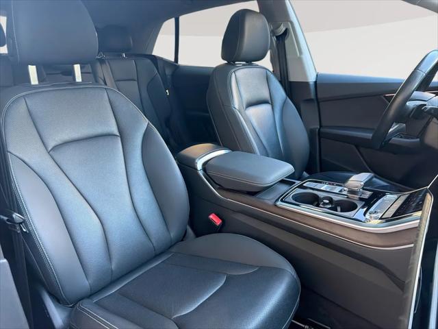 2020 Audi Q8 Premium Plus 55 TFSI quattro Tiptronic