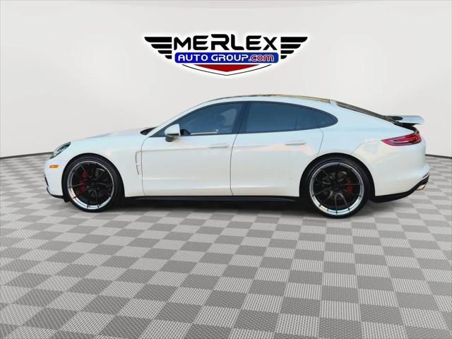 2018 Porsche Panamera 4