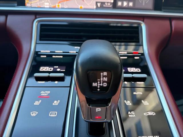 2018 Porsche Panamera 4