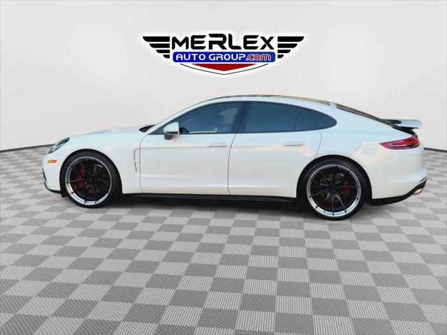 2018 Porsche Panamera 4