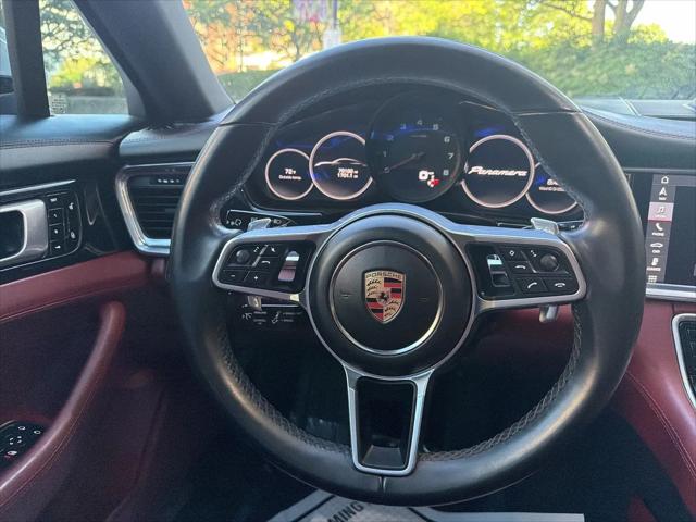 2018 Porsche Panamera 4