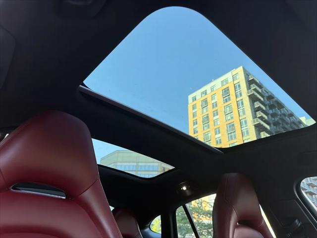 2018 Porsche Panamera 4