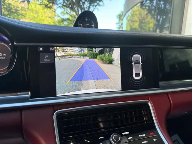 2018 Porsche Panamera 4