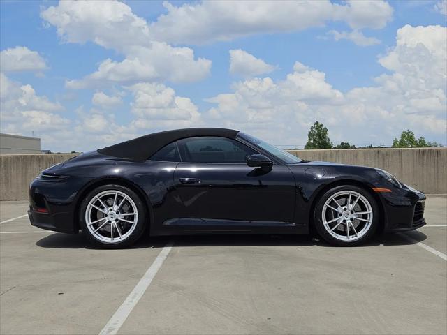 2025 Porsche 911 Carrera Cabriolet