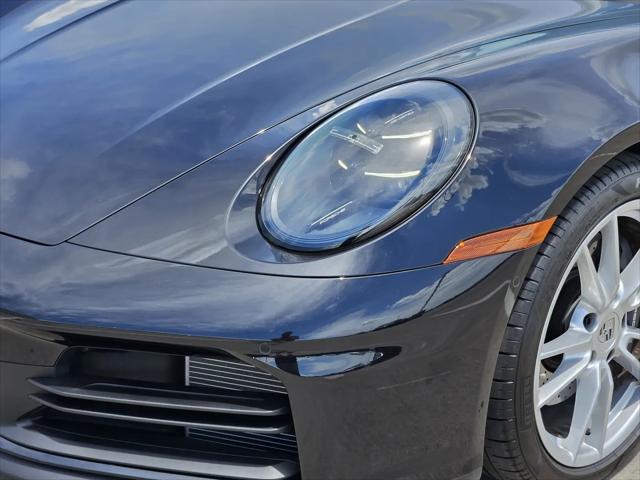 2025 Porsche 911 Carrera Cabriolet