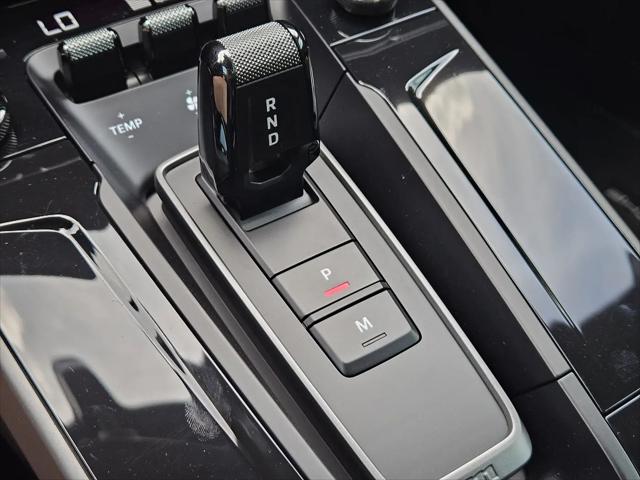 2025 Porsche 911 Carrera Cabriolet