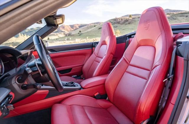 2021 Porsche 911 Carrera 4S Cabriolet