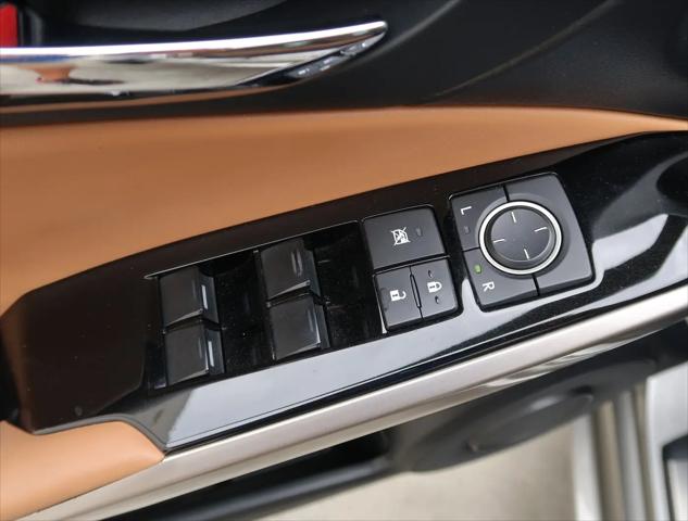 2016 Lexus IS 200t IS 200t