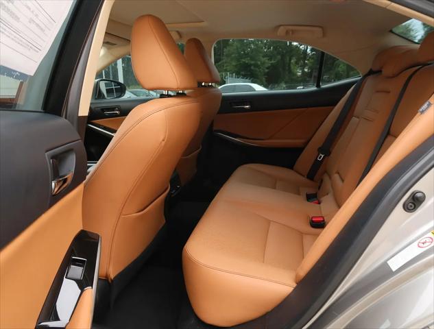 2016 Lexus IS 200t IS 200t
