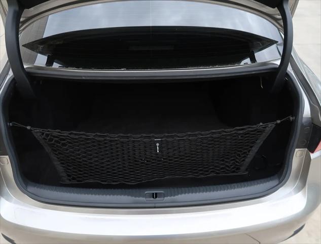 2016 Lexus IS 200t IS 200t