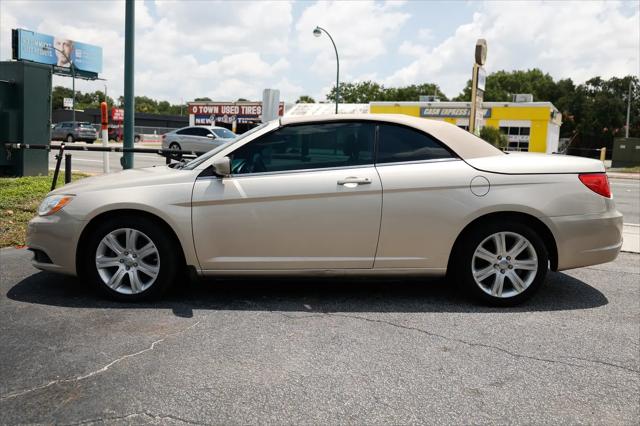 2013 Chrysler 200 Touring