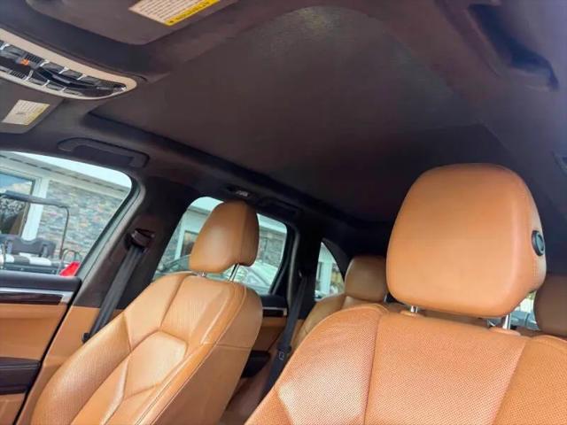 2016 Porsche Cayenne GTS