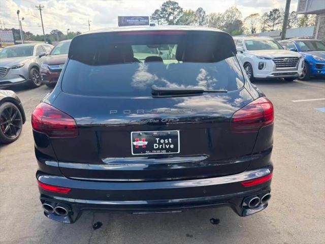 2016 Porsche Cayenne GTS