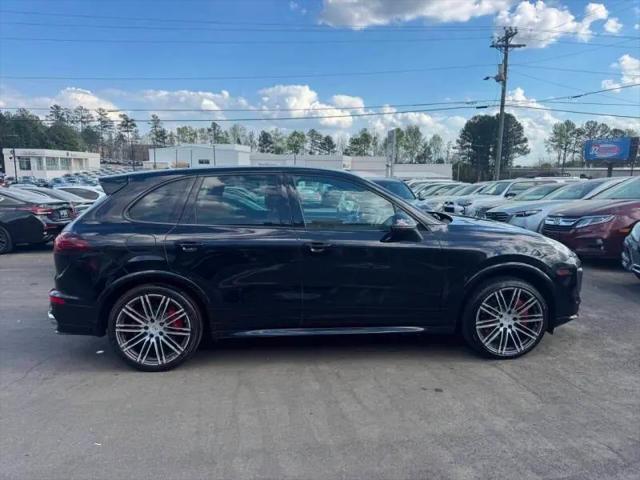 2016 Porsche Cayenne GTS