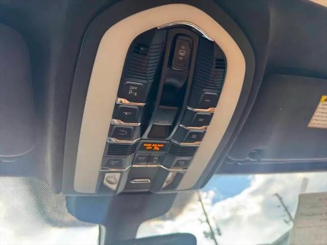 2016 Porsche Cayenne GTS
