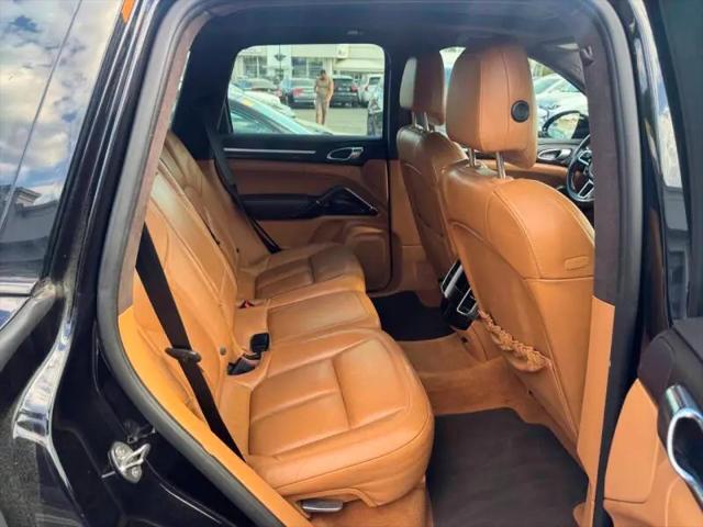 2016 Porsche Cayenne GTS