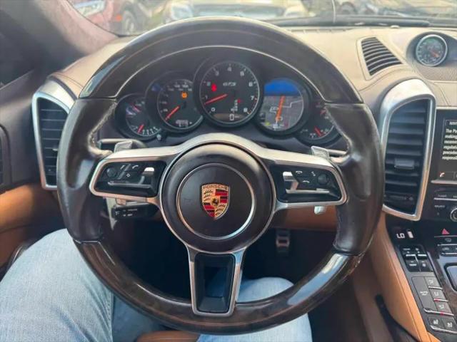 2016 Porsche Cayenne GTS