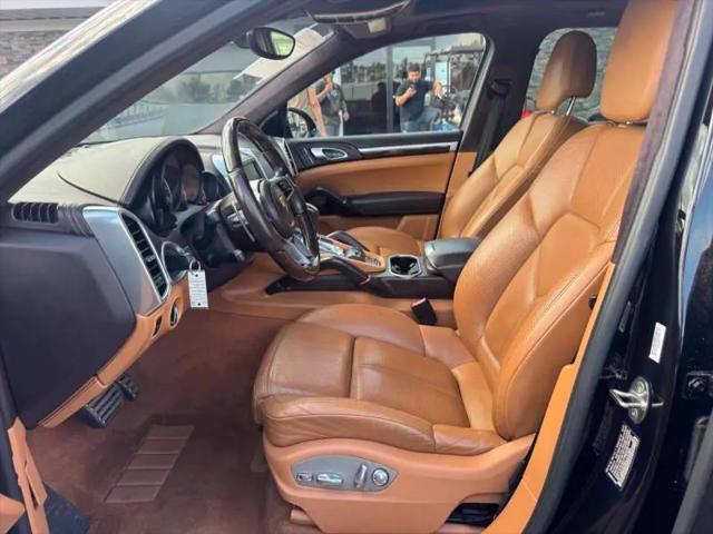 2016 Porsche Cayenne GTS