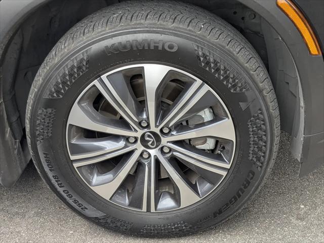2025 INFINITI QX60 PURE