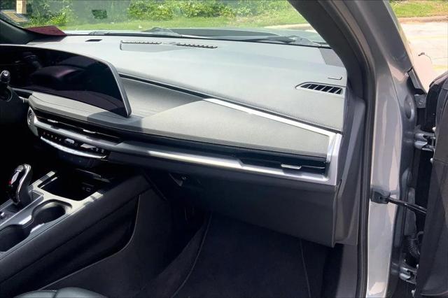 2025 Cadillac XT4 AWD Premium Luxury