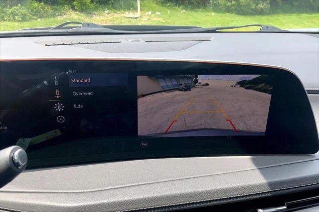 2025 Cadillac XT4 AWD Premium Luxury