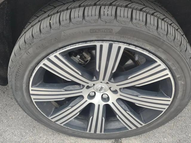 2024 Volvo XC90 B5 Plus Bright Theme