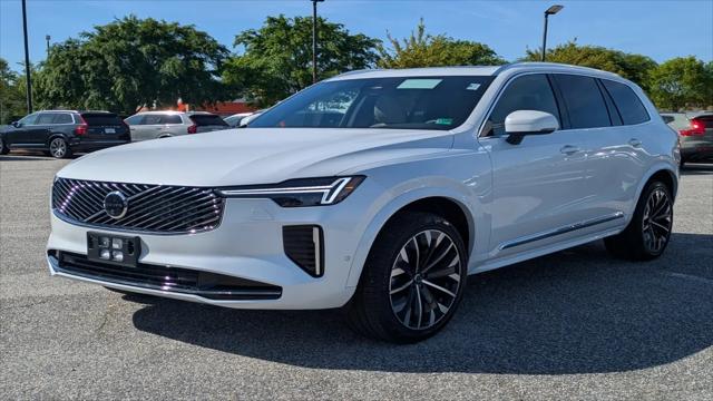 2025 Volvo XC90 B6 Plus 7-Seater