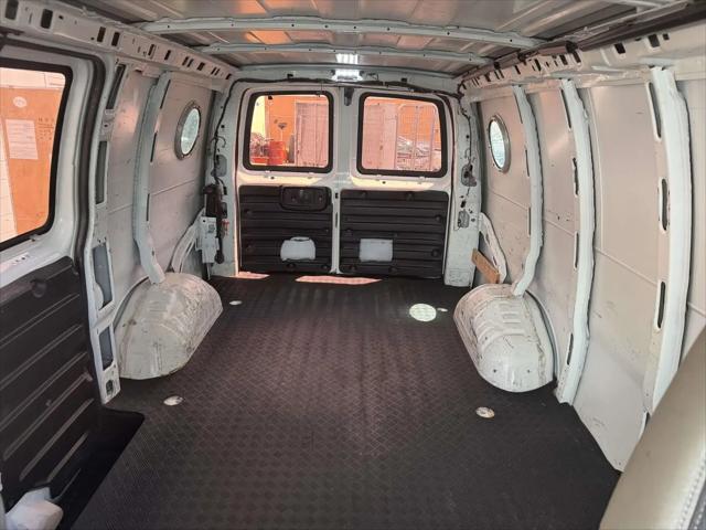 2019 Chevrolet Express Work Van