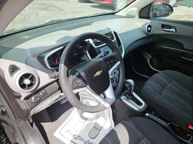 2017 Chevrolet Sonic LT Auto