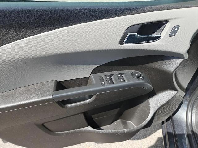 2017 Chevrolet Sonic LT Auto