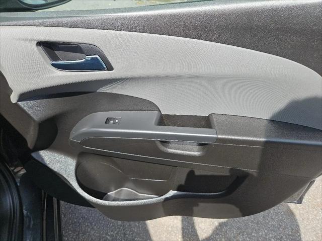 2017 Chevrolet Sonic LT Auto