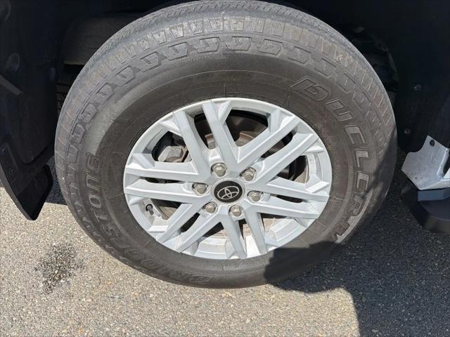 2024 Toyota Sequoia SR5