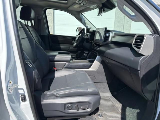 2024 Toyota Sequoia SR5