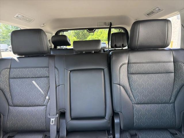 2024 Toyota Sequoia SR5