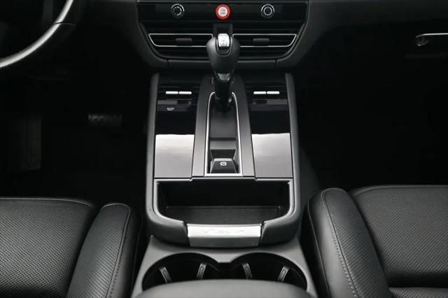 2024 Porsche Macan Macan