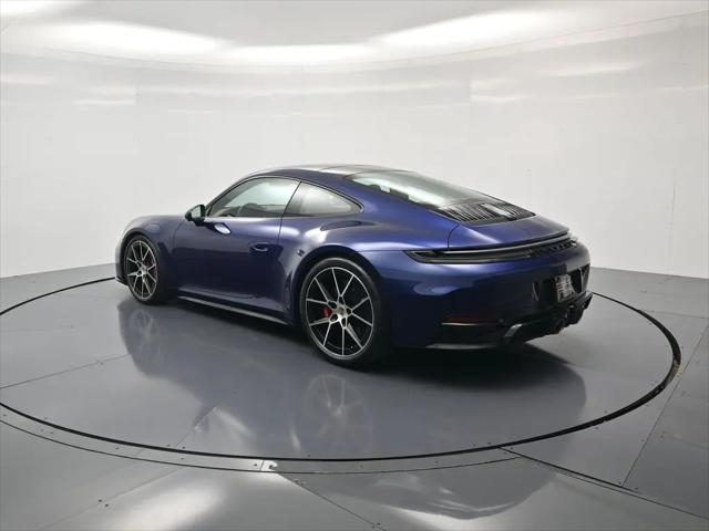 2025 Porsche 911 Carrera 4 GTS