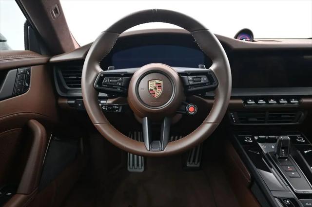 2025 Porsche 911 Carrera 4 GTS