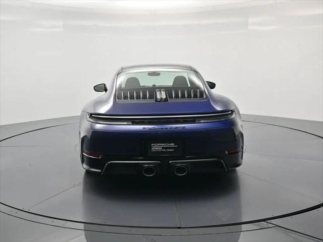 2025 Porsche 911 Carrera 4 GTS