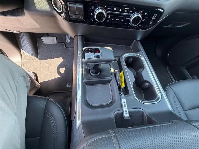 2026 GMC Sierra 1500 Crew Cab, Short Bed, SLT, 4WD