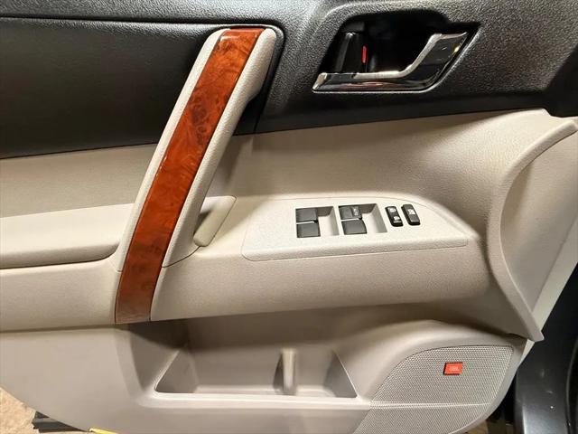 2013 Toyota Highlander Limited V6
