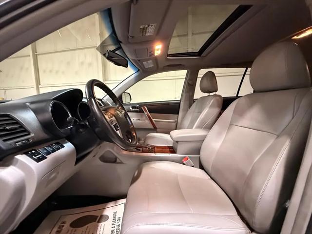 2013 Toyota Highlander Limited V6